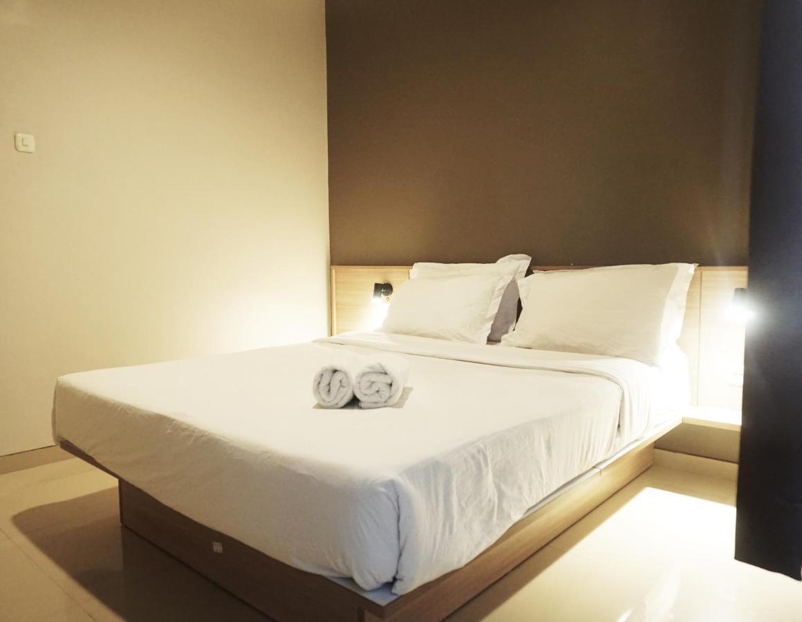 Kanna Stay Surabaya Exterior photo