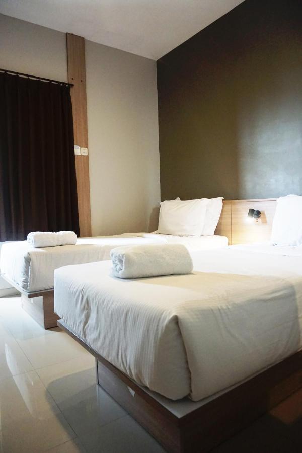 Kanna Stay Surabaya Exterior photo